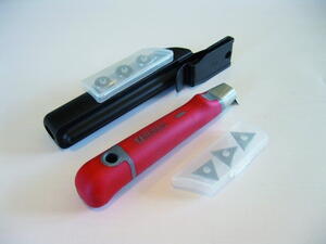 Trekantskraber 25 mm. med hylster & 4 klinger 