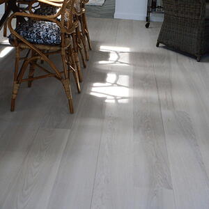 Wiking Dansk Ask Natur plankegulv 15x185 mm. 