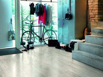 Pergo Vinylgulv Classic Plank - Light Grey Chalet Pine 