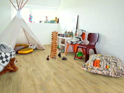 Pergo Modern Plank Vinyl - Light Highland Oak 