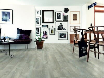Pergo Modern Plank Vinyl - Grey River Oak 