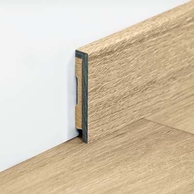 Vandfaste vinyl fodlister til Modern Plank 2000 x 9 x 55 mm.