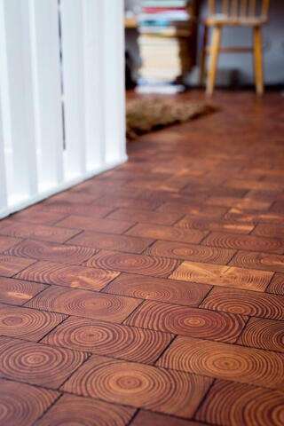 Klodsegulv - Centerpiece Basic i ubehandlet fyrretræ