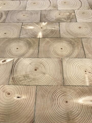 Klodsegulv - Centerpiece Basic i ubehandlet fyrretræ