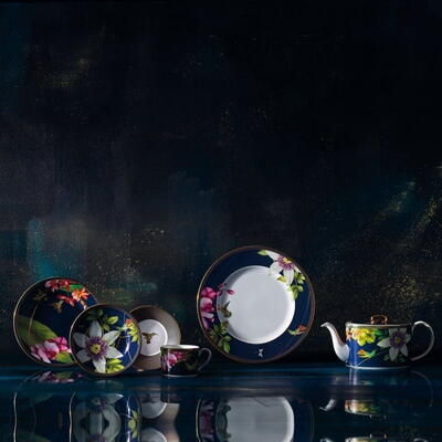 Wedgwood Home - Hummingbird