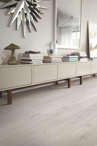 Pergo Modern Plank Vinyl - Pearl Beach Oak 