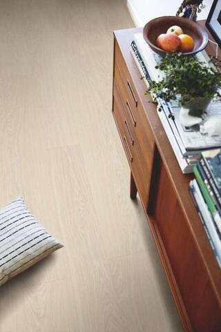 Pergo Modern Plank Vinyl - Light Danish Oak 