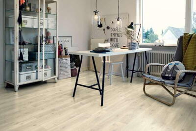Pergo Classic Plank Vinyl - Modern Grey Oak 