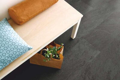 Pergo Classic Plank Vinyl - Black Scivaro Slate 