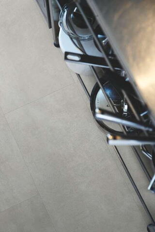 Pergo Classic Plank Vinyl - Warm Grey Concrete 