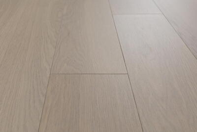 Bjelin hærdet eg, DOMSTEN bred planke, hvid matlak 