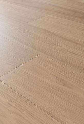 Bjelin hærdet eg, LOSHULT bred planke, lys matlak