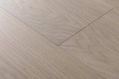 Bjelin hærdet eg, VISTORP bred planke, hvid matlak 