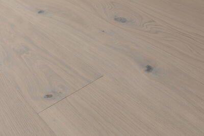 Bjelin hærdet eg, SANDBY Bred planke, hvid matlak 