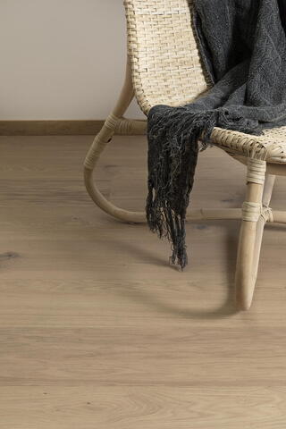 Bjelin hærdet eg, STRANDBADEN bred planke, grå hårdvoks-olie 