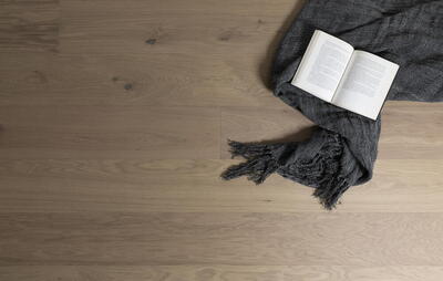 Bjelin hærdet eg, STRANDBADEN bred planke, grå hårdvoks-olie 