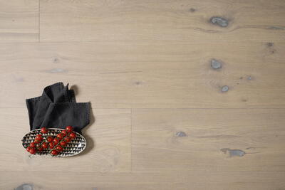 Bjelin hærdet eg, TIRUP bred planke, hvid hårdvoks-olie 