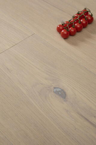 Bjelin hærdet eg, TIRUP bred planke, hvid hårdvoks-olie 