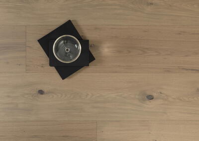 Bjelin hærdet eg, LOARP bred planke, grå hårdvoks-olie 