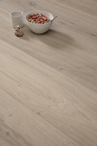 Bjelin hærdet eg, ELESTORP bred planke, hvid hårdvoks-olie 