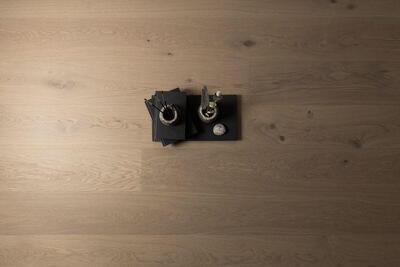 Bjelin hærdet eg, SIMRIS bred planke, mørkegrå hårdvoks-olie 