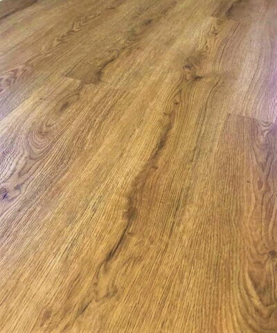 Luksus vinylgulv med underlag - Eg natur UDSOLGT TIL UGE 14