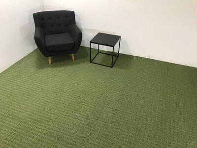 Væg til væg gulvtæppe Trafalgar green - REST 160X400 CM