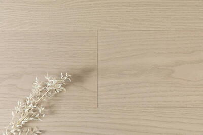 Bjelin hærdet ask, SMEDSTORP bred planke, grå matlak 