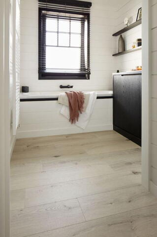 BerryAlloc Ocean+ 8 - Gyant Lys