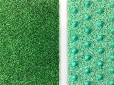 Cricket grøn nålefilt med nopper (Græs) - REST 360X400 CM