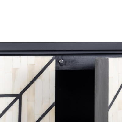 Skænk Novas 4-døre