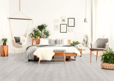 Kronotex Basic Trendline - Hvid eg - RESTPARTI