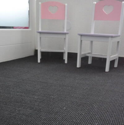 Sort Sisaltæppe Livos - REST 310X400 CM