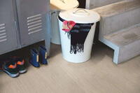 Pergo Classic Plank Vinyl - Warm Grey Mansion Oak 